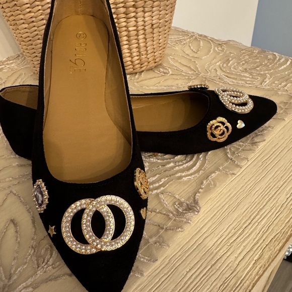 Rouge  Black Flats with Pearl & Gold Embellishments - Picture 5 of 16